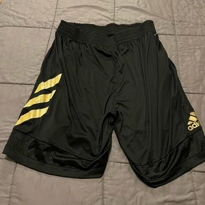 Men’s Adidas shorts XXL